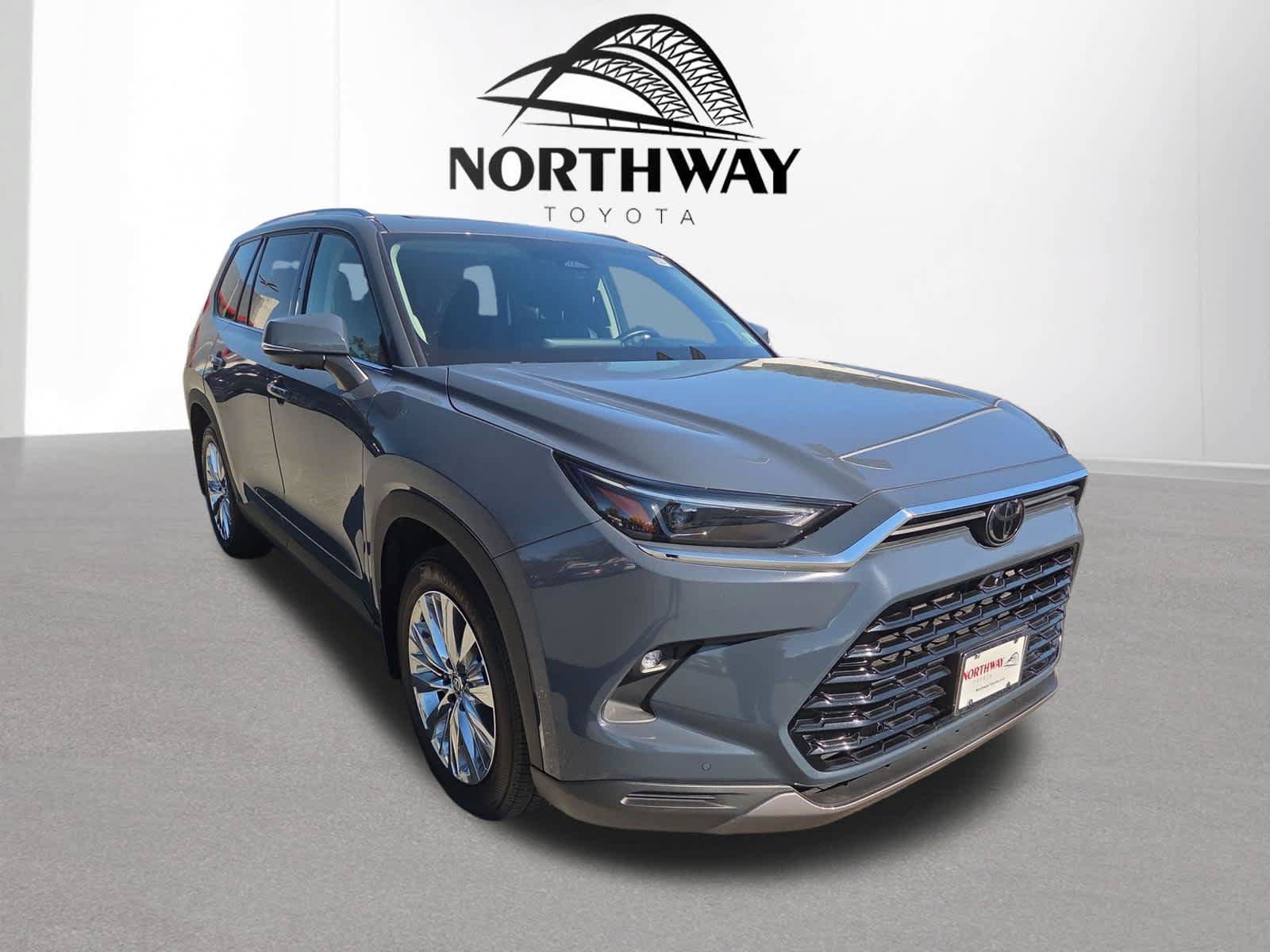 Used 2024 Toyota Grand Highlander AWD image 1