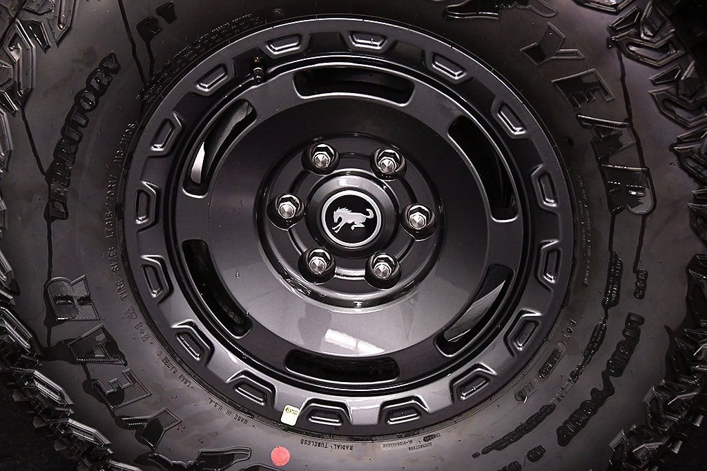 New 2025 Ford Bronco Badlands w/ Sasquatch Package AWD/4WD image 9