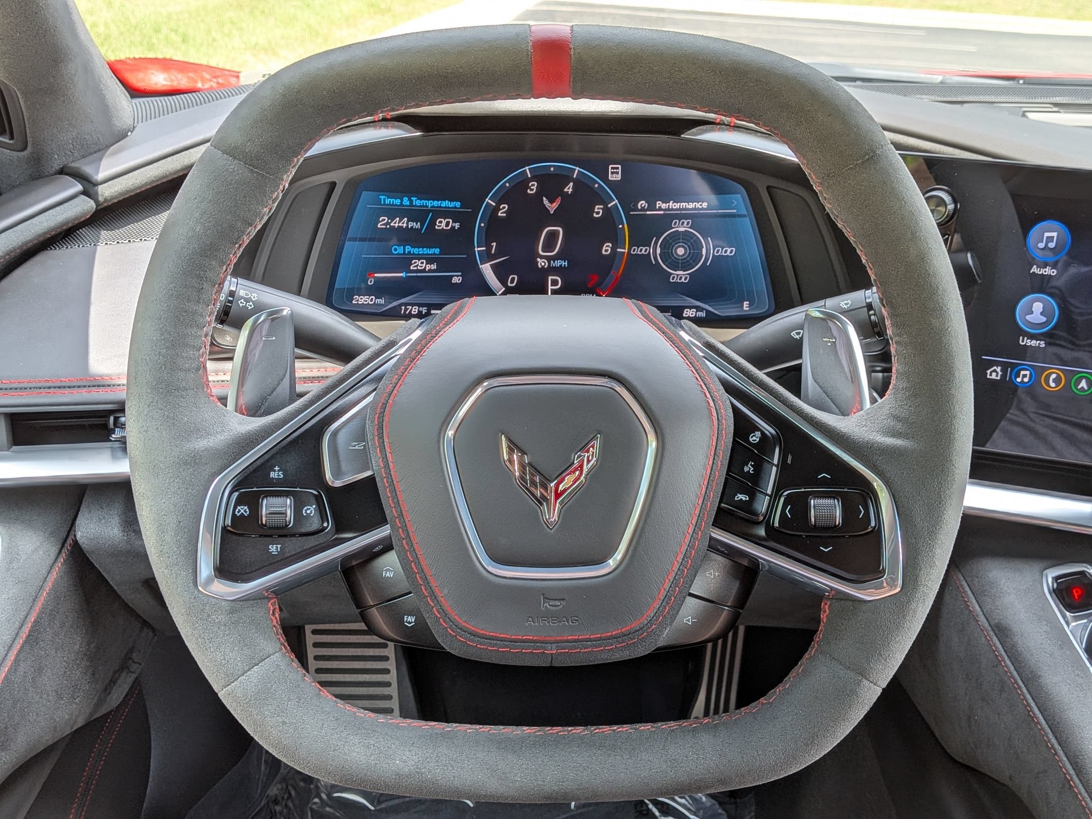 Used 2021 Chevrolet Corvette Stingray Premium Cpe w/ Z51 Performance Package RWD image 8