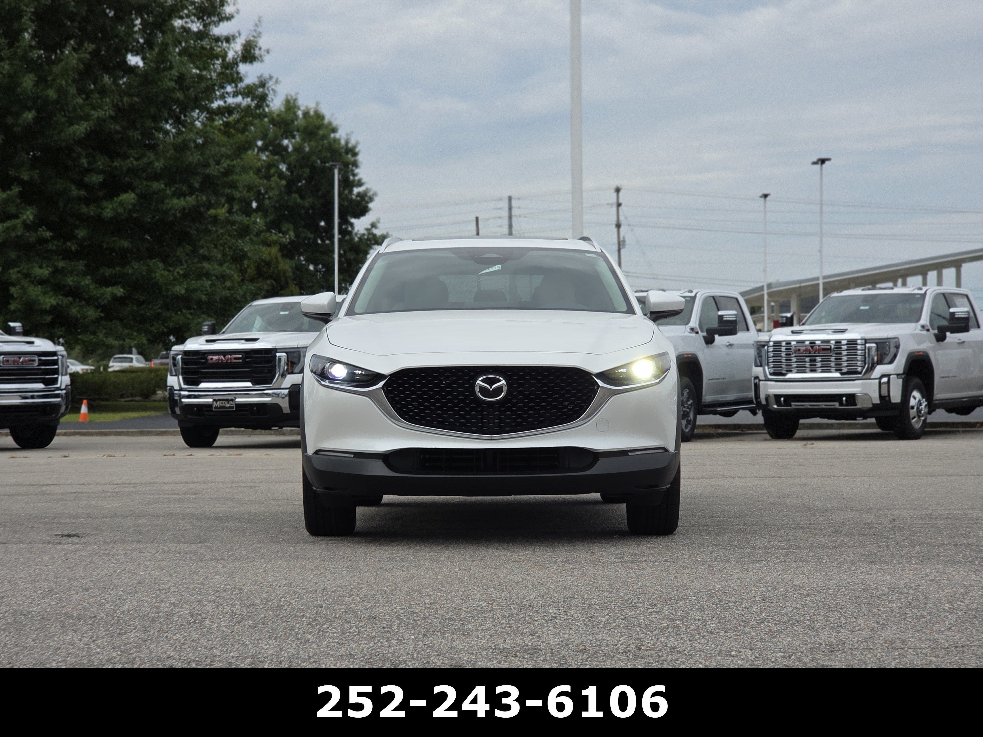 Used 2025 MAZDA CX-30 AWD 2.5 S w/ Preferred Package image 2