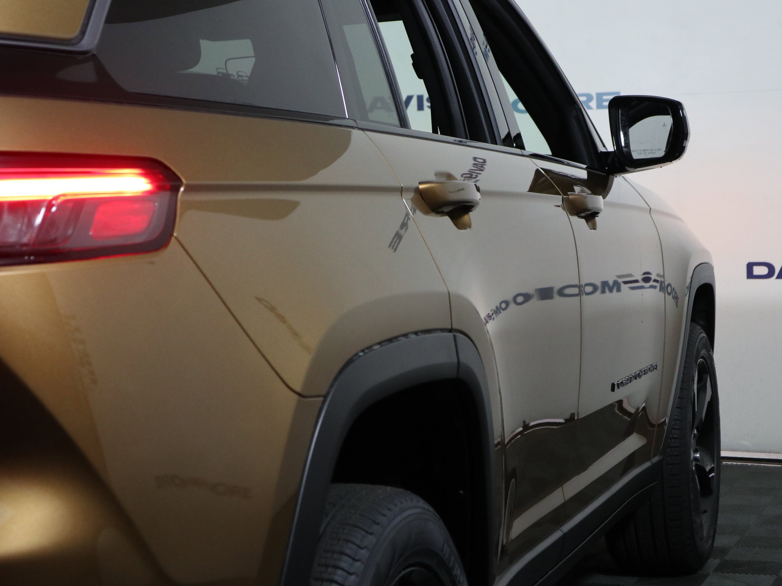 New 2026 Jeep Grand Cherokee Limited AWD/4WD image 5