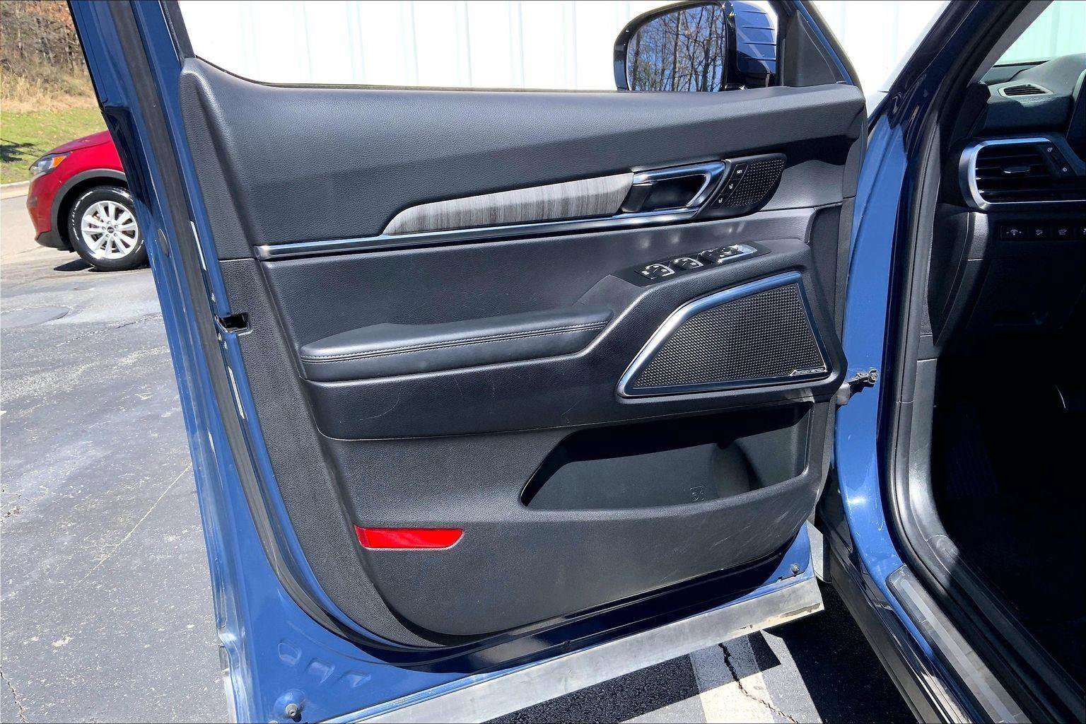 Used 2024 Kia Telluride SX Prestige image 22