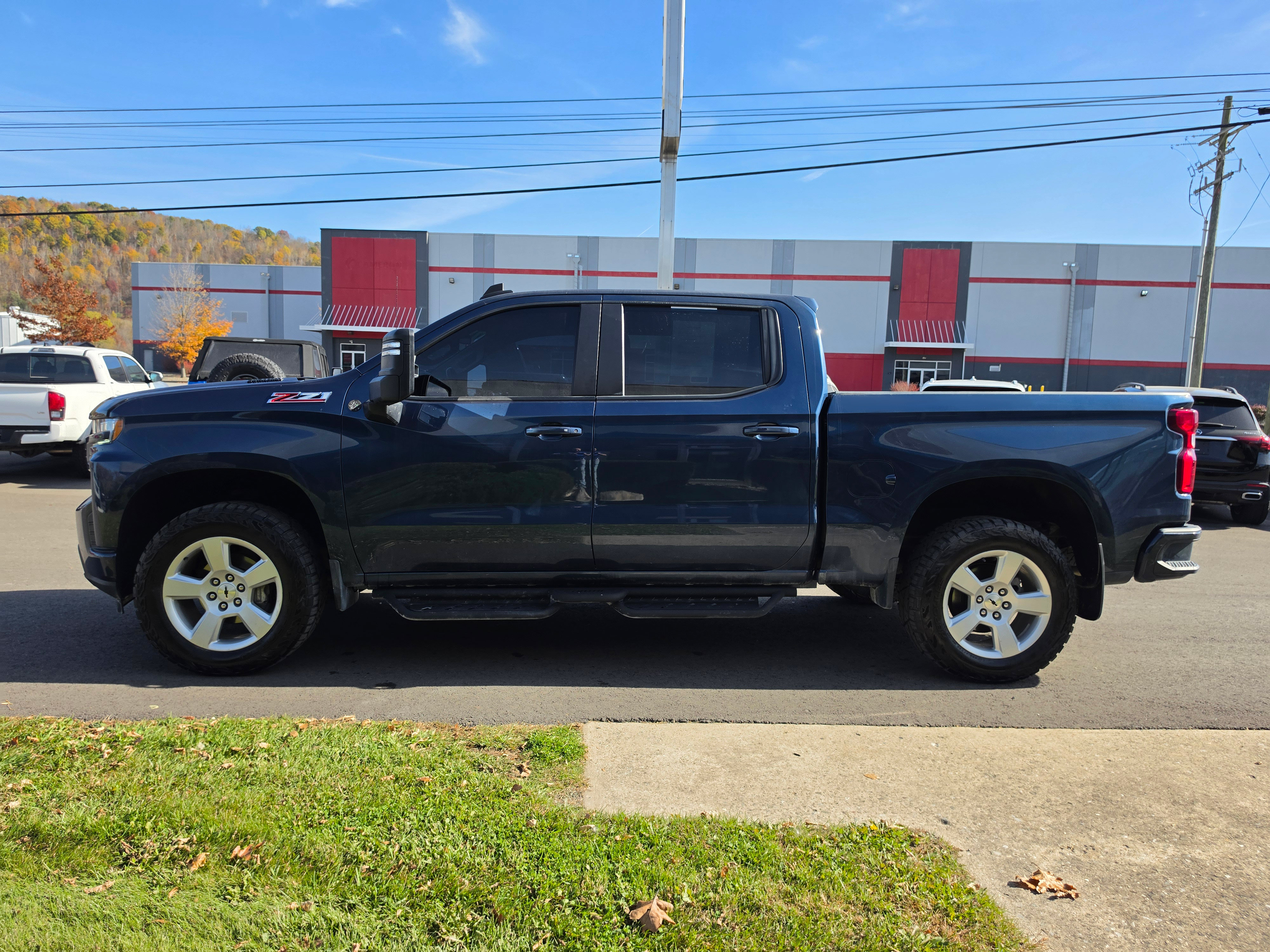 Used 2021 Chevrolet Silverado 1500 RST AWD/4WD image 7
