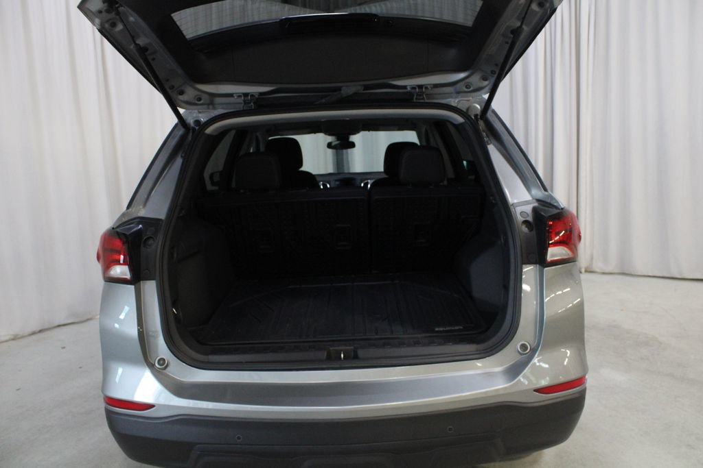 Used 2024 Chevrolet Equinox LS w/ LS Convenience Package FWD image 29