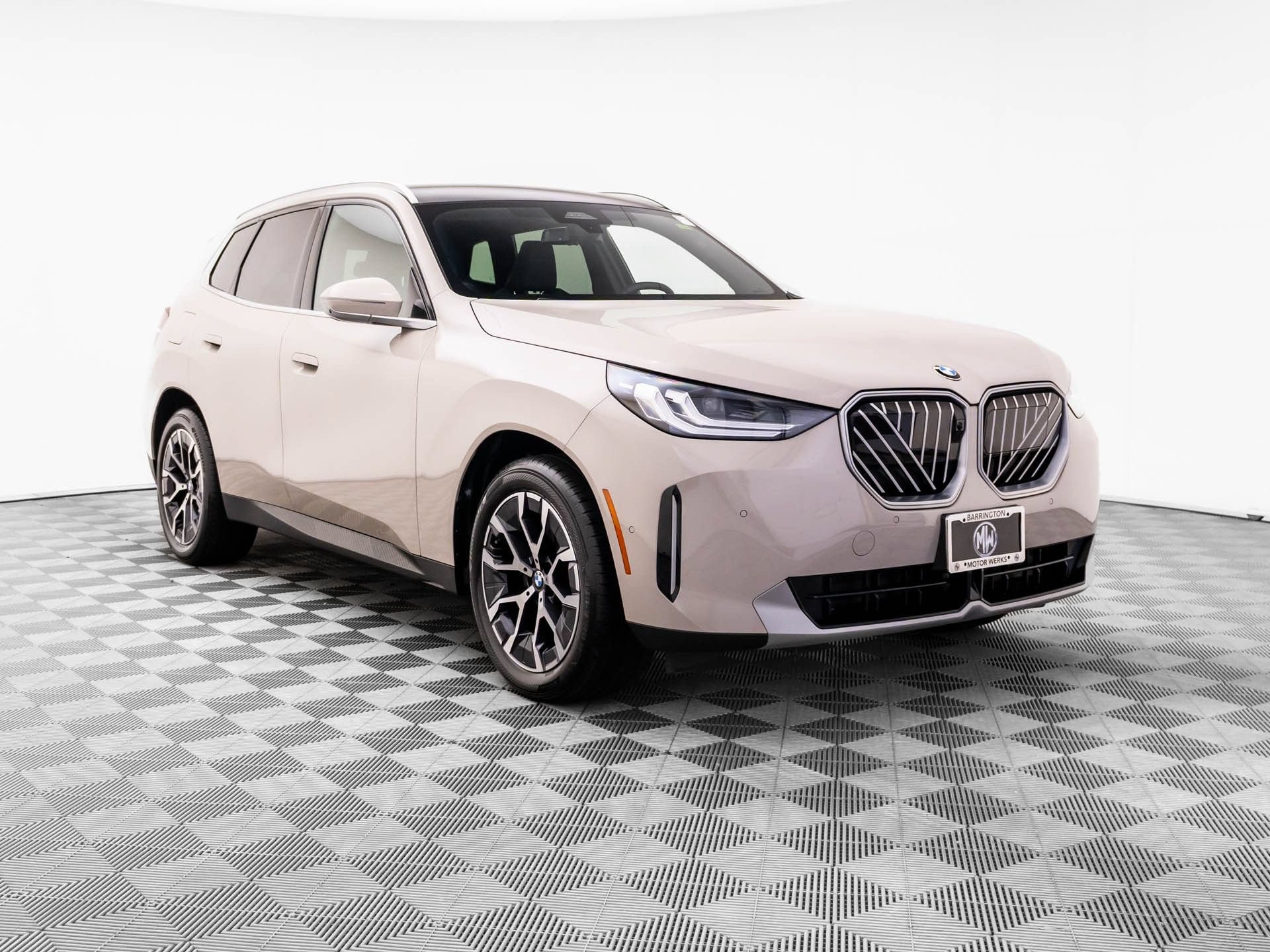 Certified 2025 BMW X3 xDrive30i w/ Premium Package AWD/4WD image 8