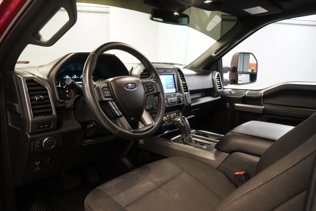Used 2020 Ford F150 XLT w/ Equipment Group 302A Luxury AWD/4WD image 7