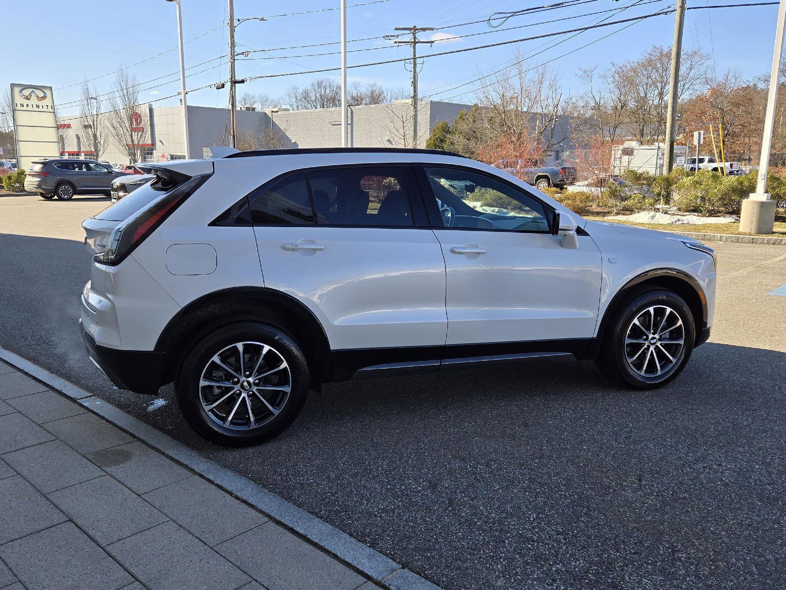 Used 2024 Cadillac XT4 Sport image 12