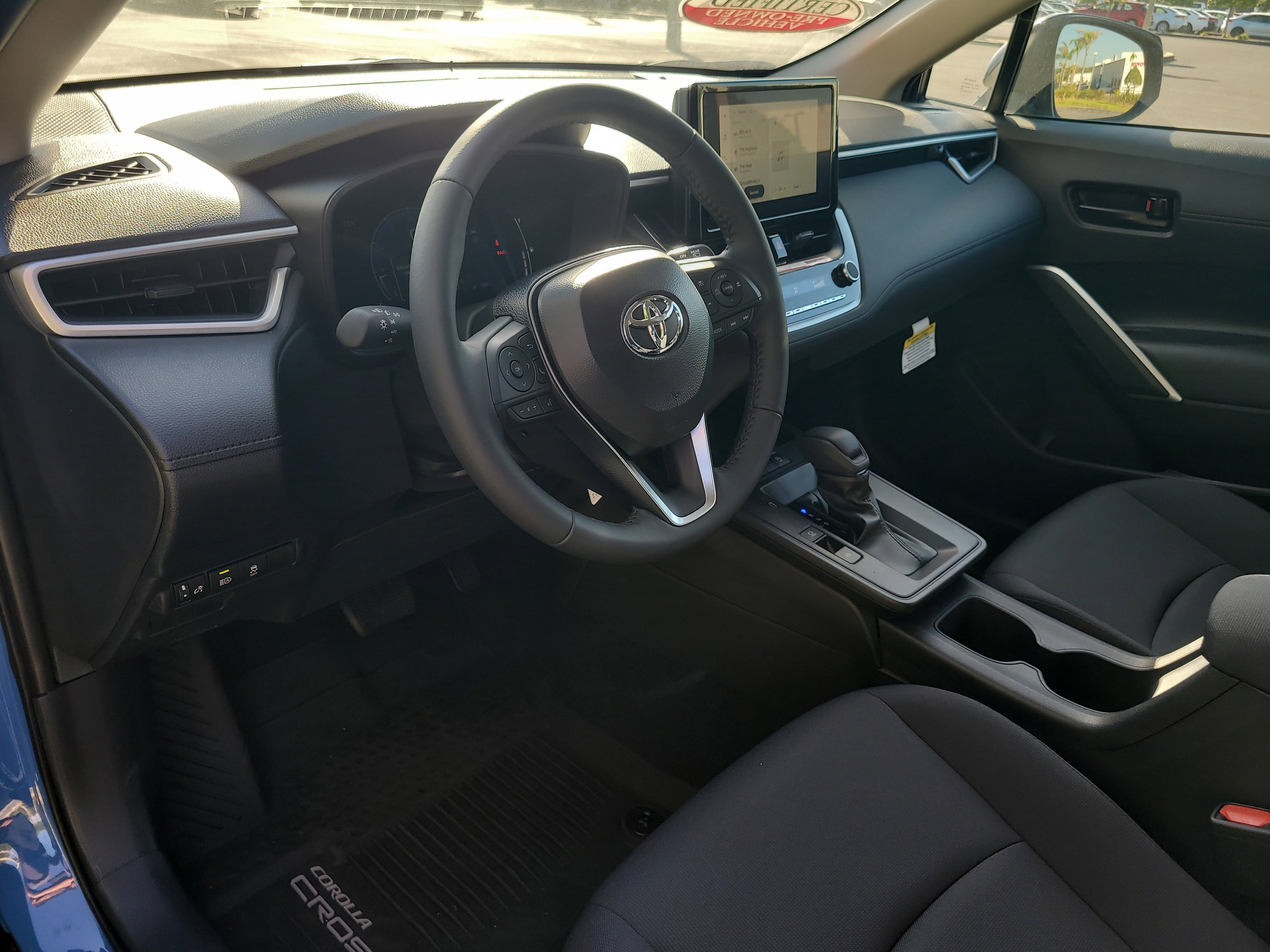Certified 2026 Toyota Corolla Cross LE FWD image 19
