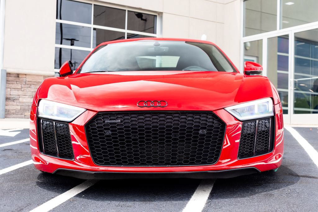Used 2017 Audi R8 V10 w/ Carbon Exterior Package AWD/4WD image 5