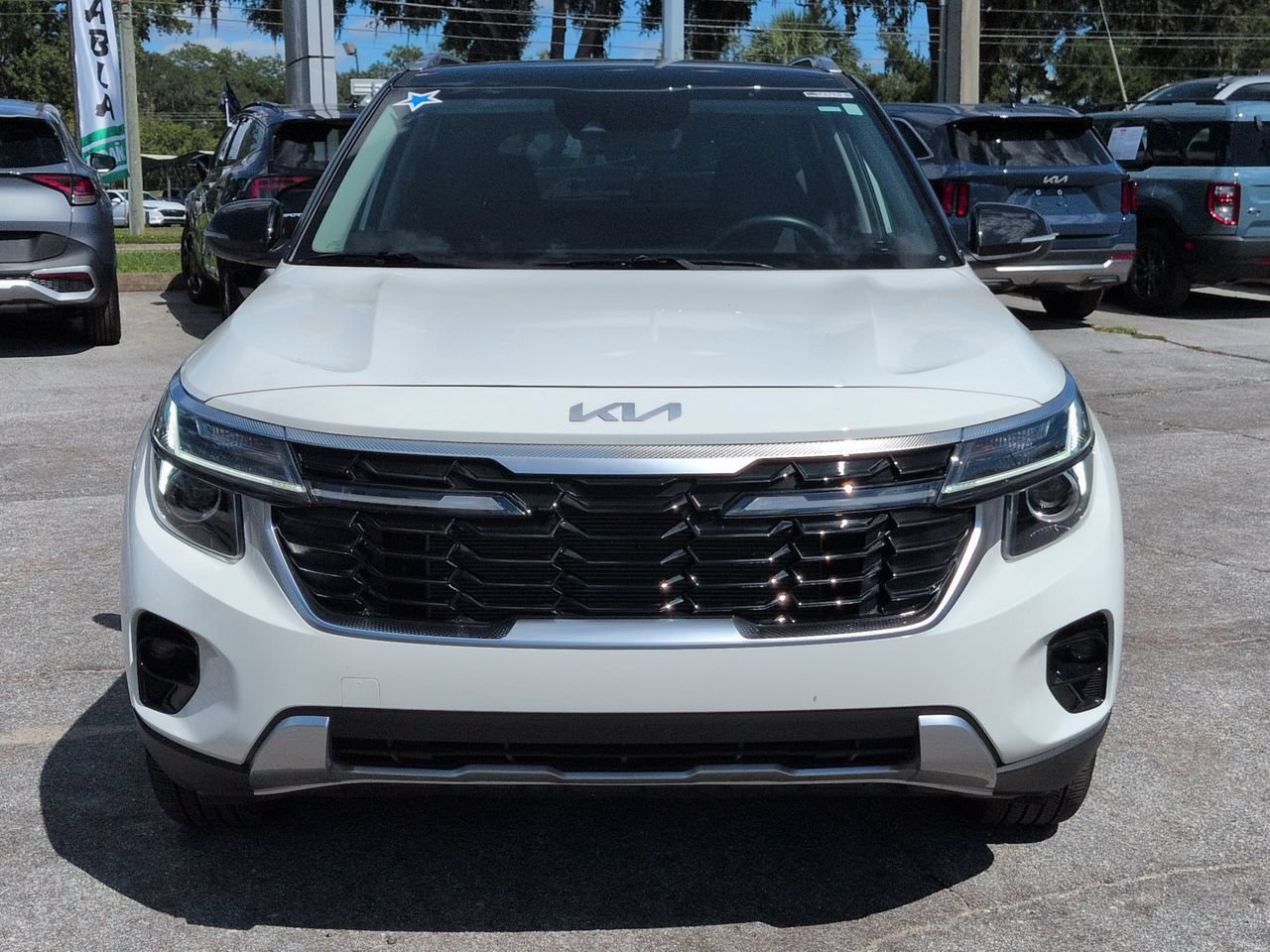 Used 2025 Kia Seltos S FWD image 9