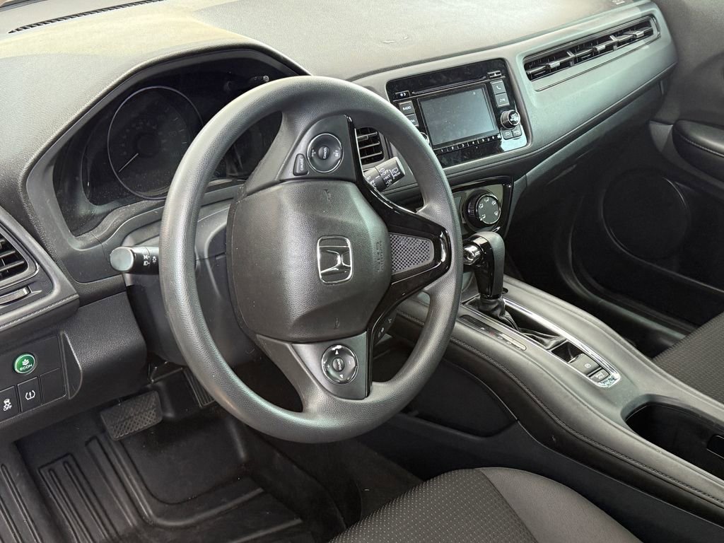 Used 2020 Honda HR-V LX image 9