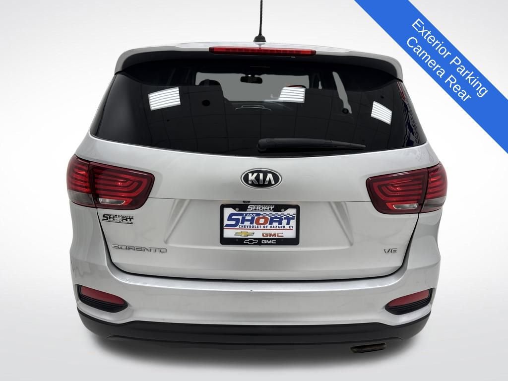 Used 2019 Kia Sorento LX image 5