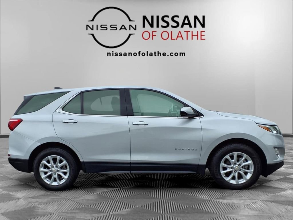Used 2020 Chevrolet Equinox LT FWD image 29