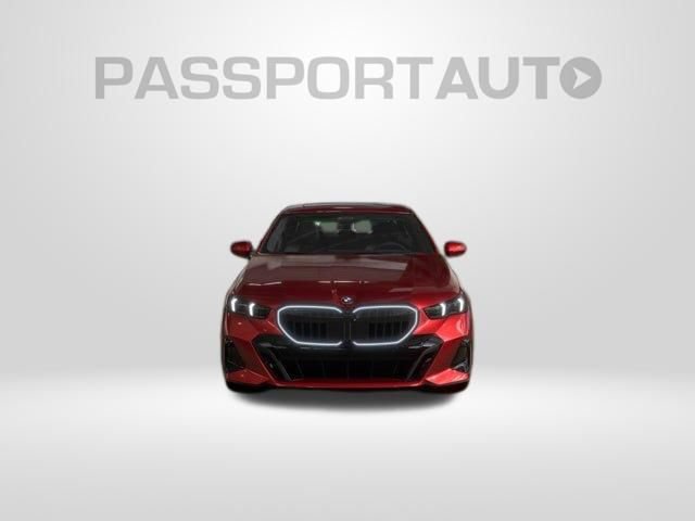 New 2026 BMW 530i xDrive w/ M Sport Package AWD/4WD image 4