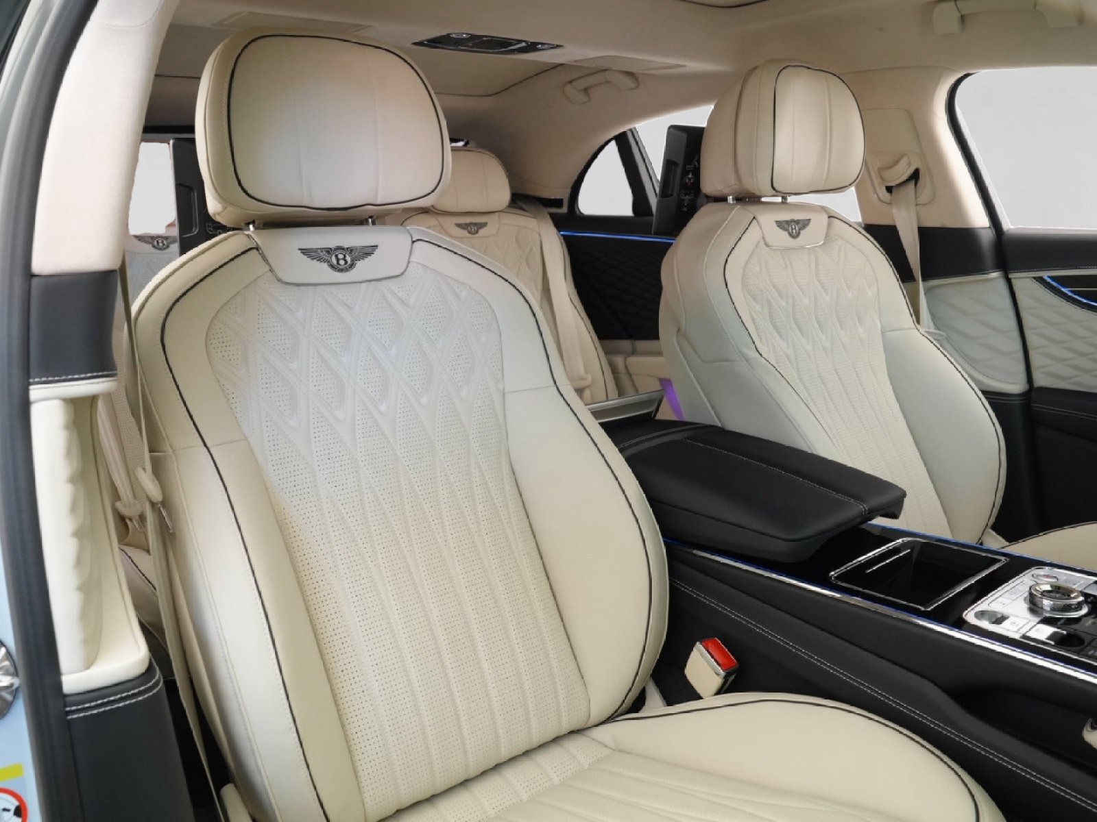 Used 2026 Bentley Flying Spur Azure AWD/4WD image 45