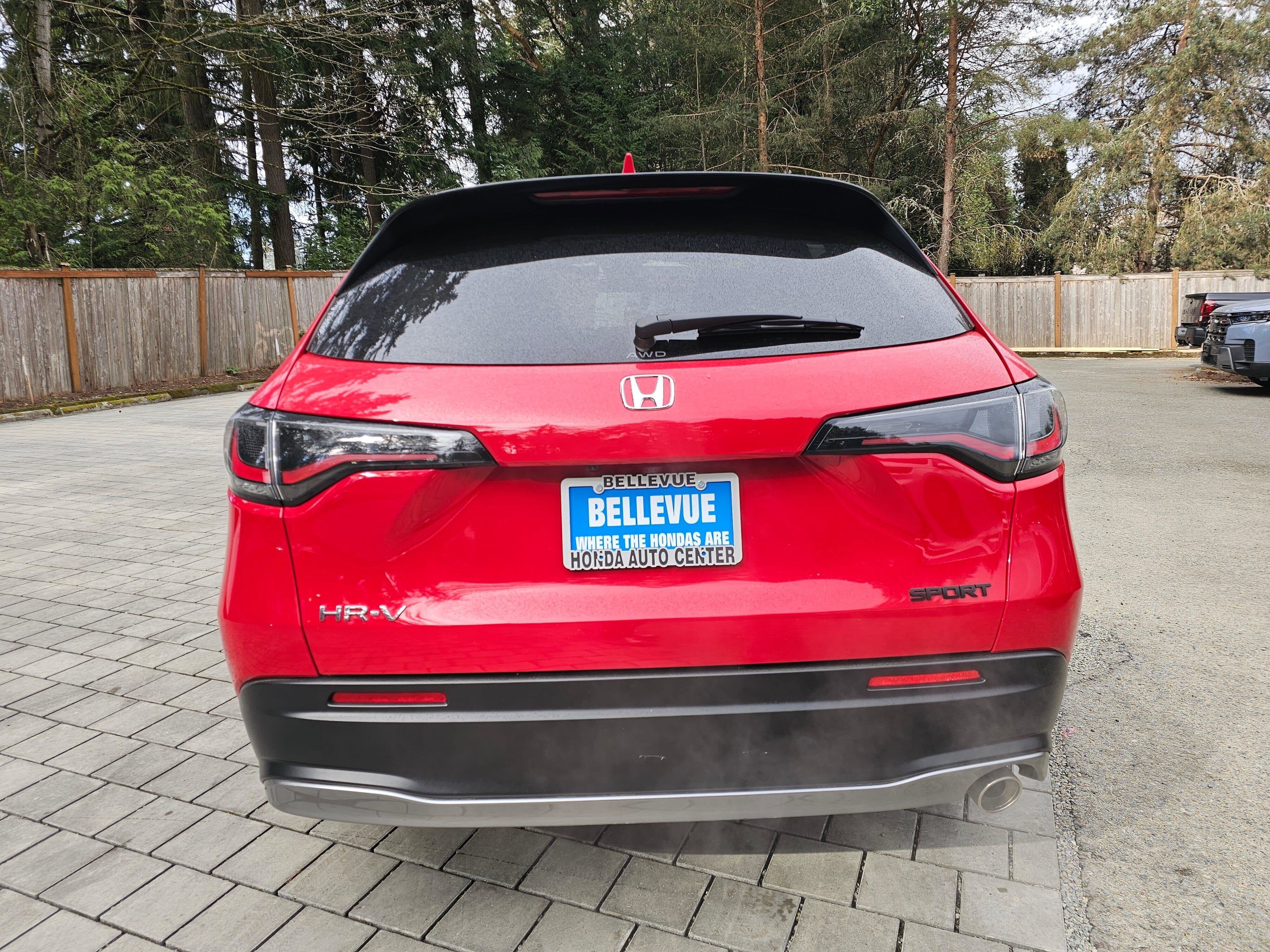 Certified 2025 Honda HR-V Sport image 6