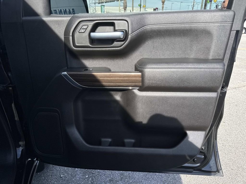 Used 2021 Chevrolet Silverado 1500 LT w/ Texas Edition Plus image 13