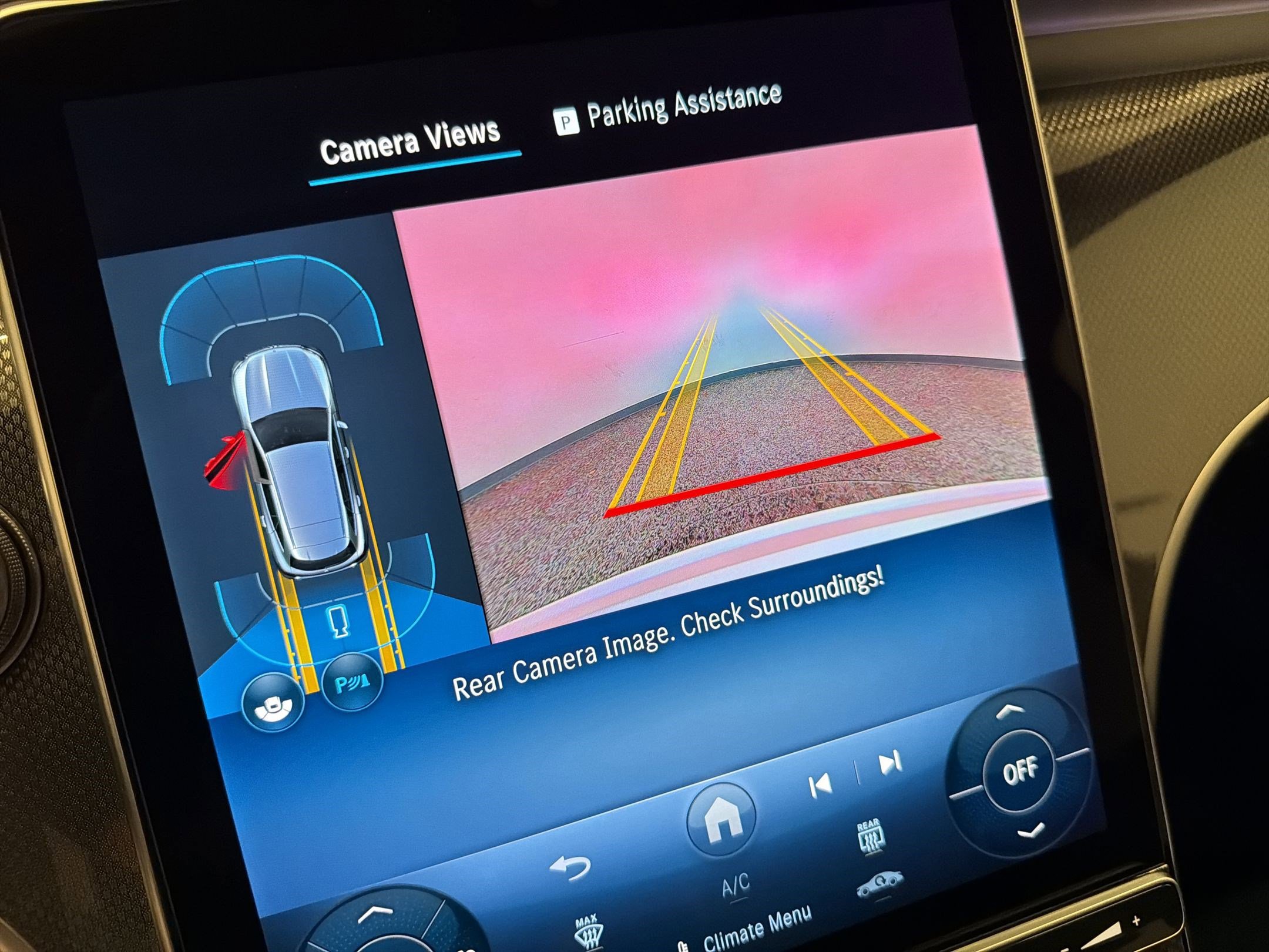 Used 2026 Mercedes-Benz GLC 300 image 23