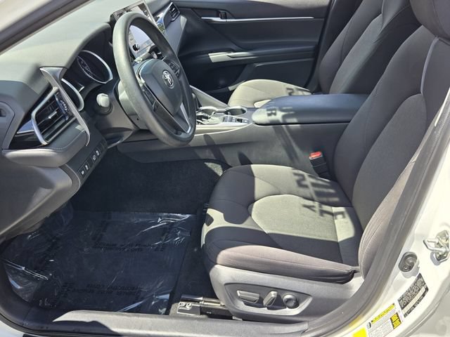 Used 2022 Toyota Camry LE FWD image 10