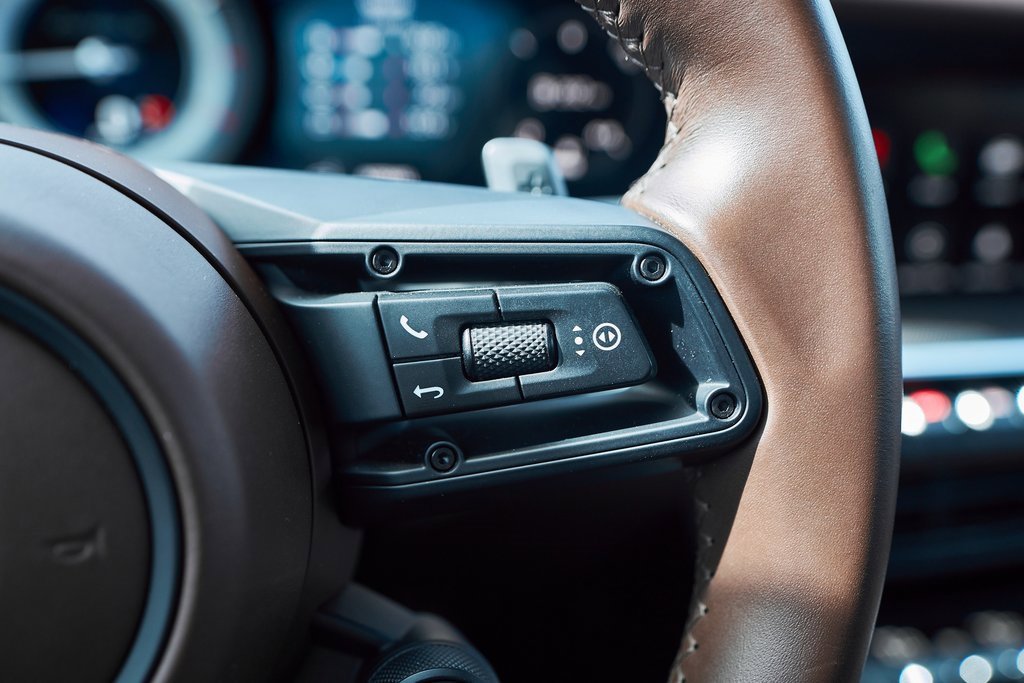 Used 2022 Porsche 911 Turbo S image 52