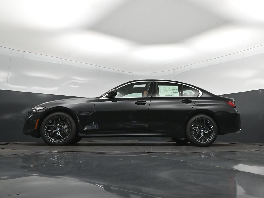 New 2026 BMW 330i Sedan w/ Premium Package RWD image 39