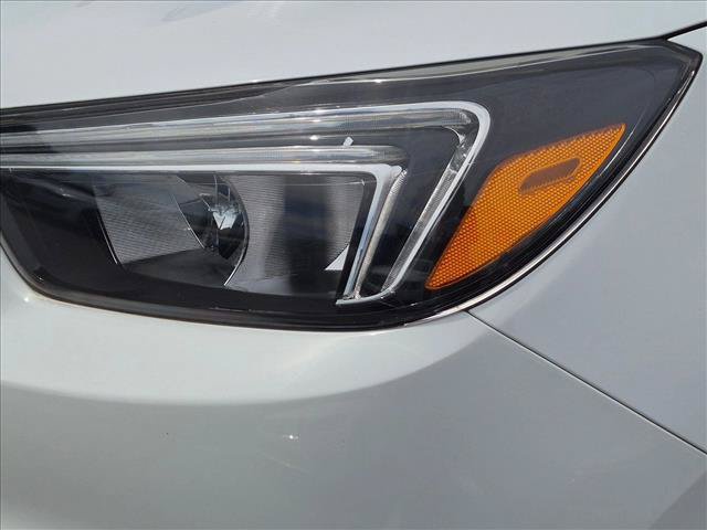 Used 2021 Buick Encore Preferred AWD/4WD image 8