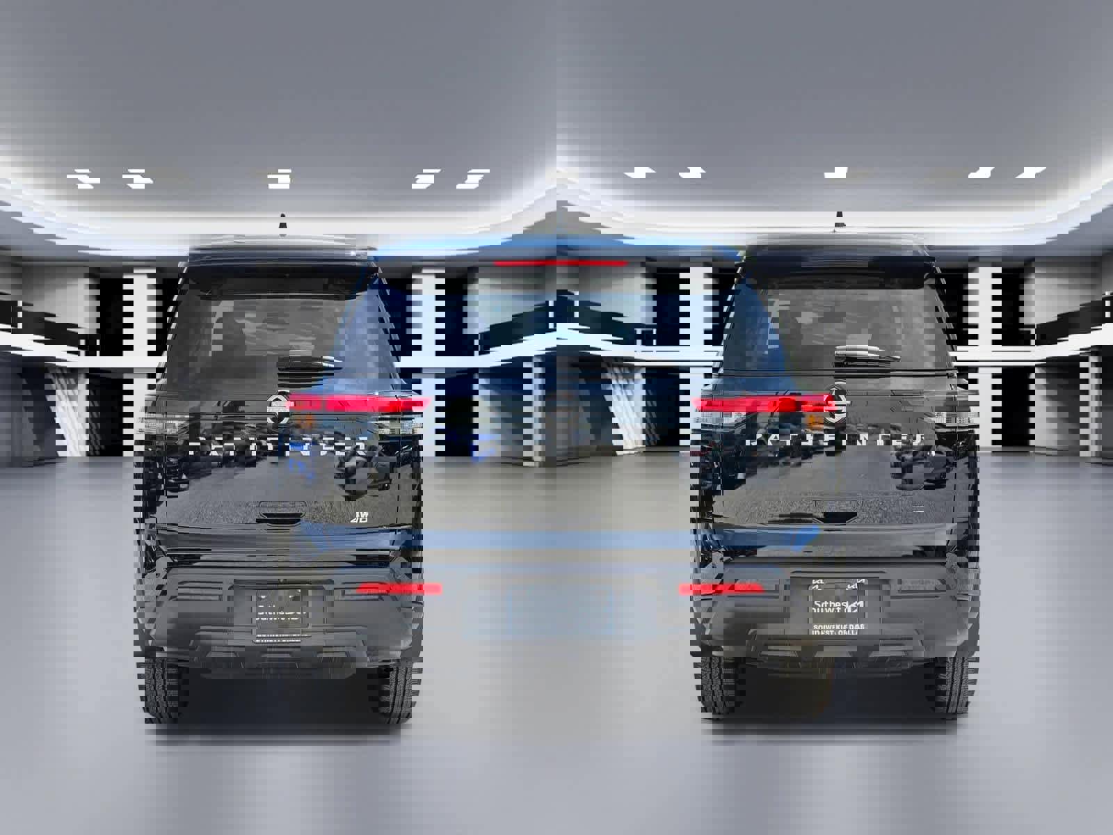 Used 2025 Nissan Pathfinder S image 5