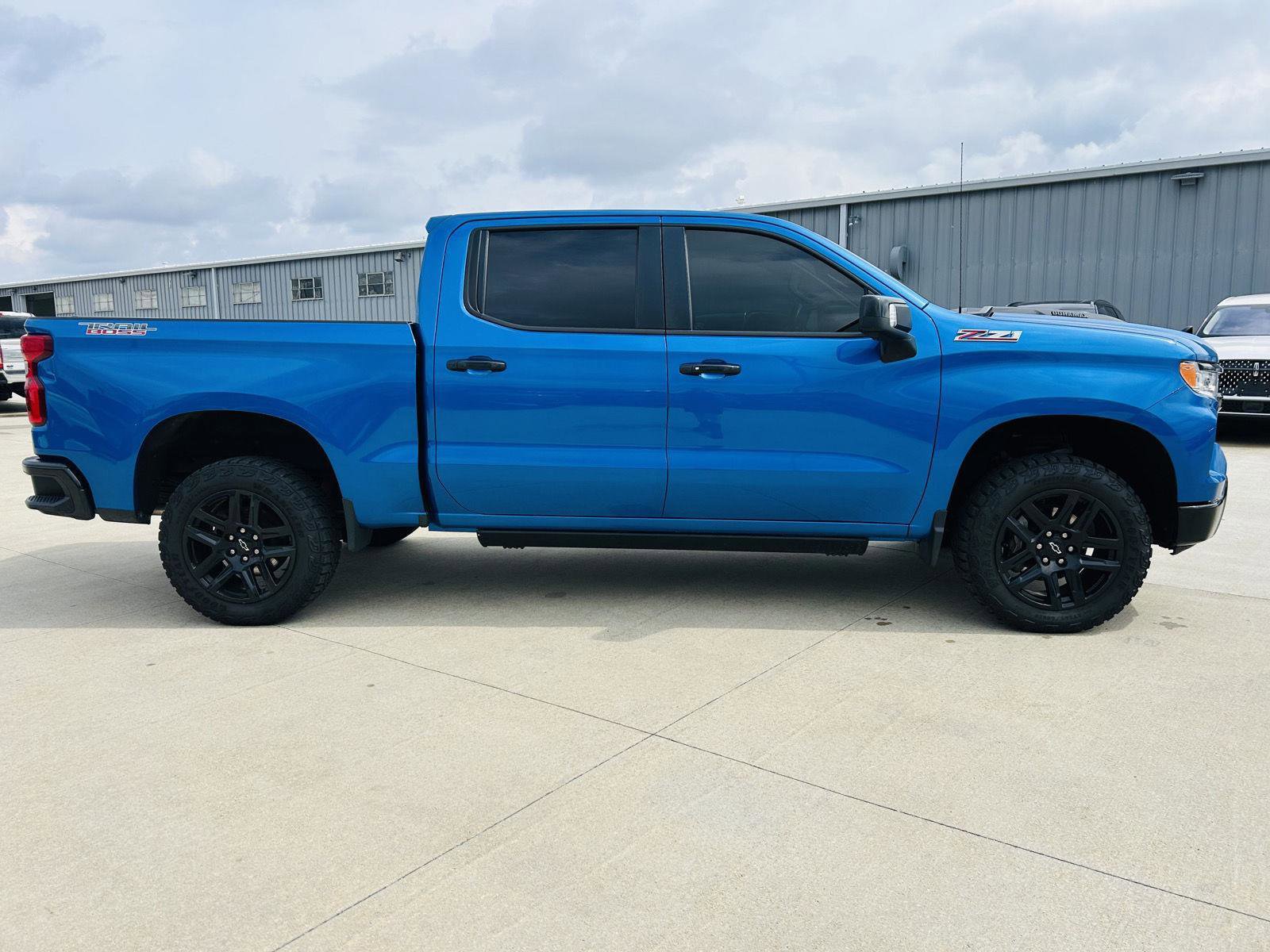 Used 2022 Chevrolet Silverado 1500 LT Trail Boss w/ LT Trail Boss Premium Package image 43