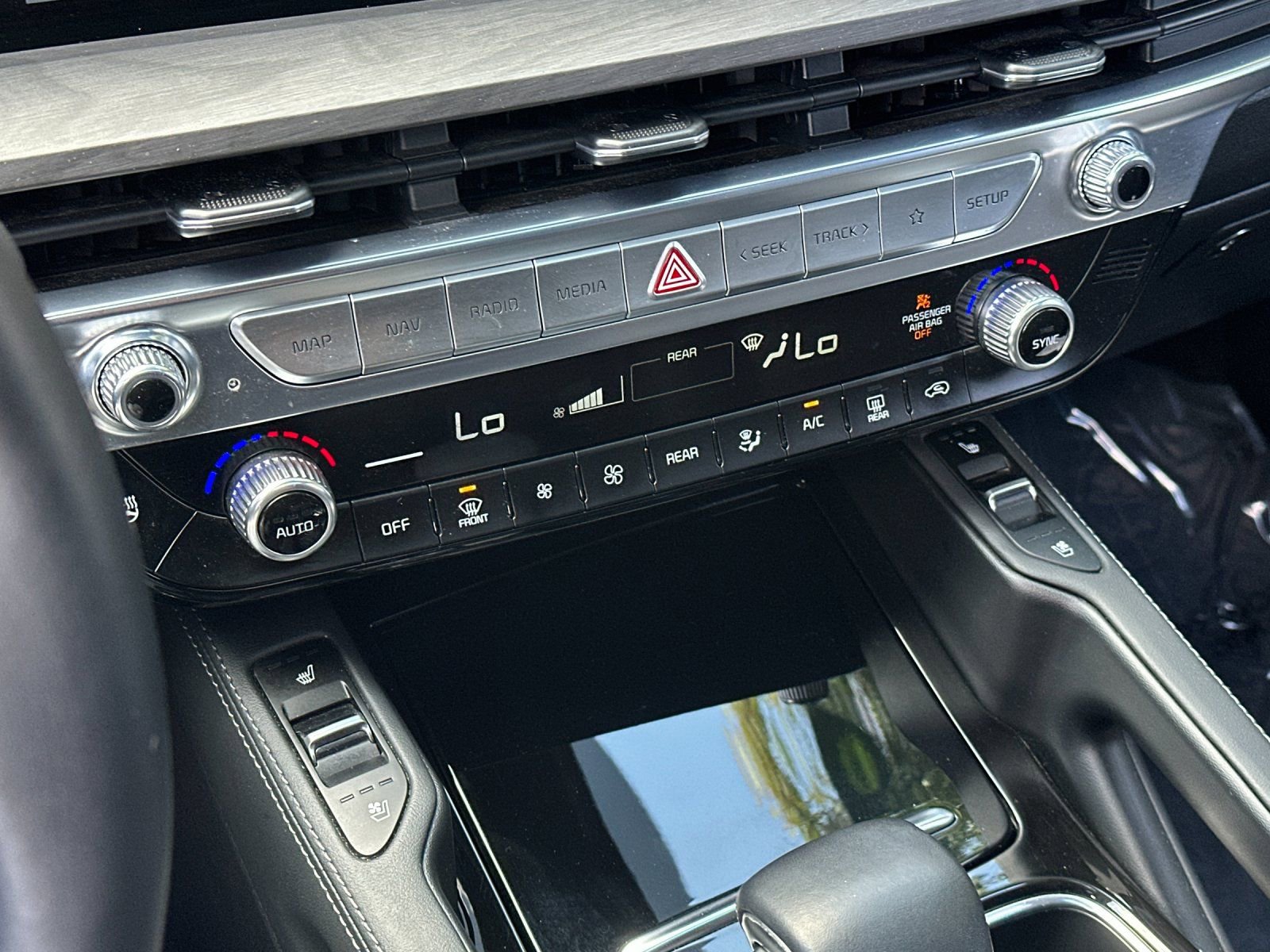 Used 2023 Kia Telluride SX Prestige X-Pro AWD/4WD image 22