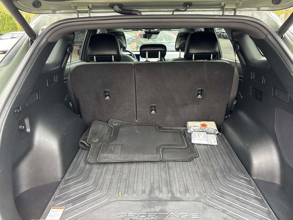 Used 2023 Kia Sportage X-Pro image 12