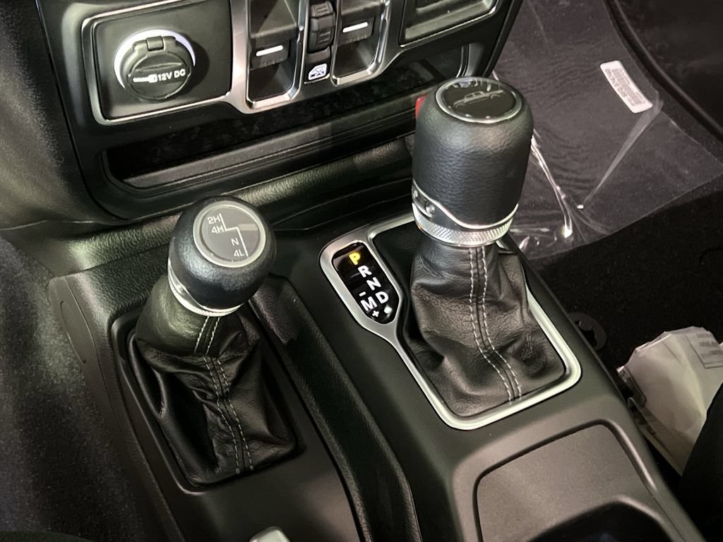 New 2026 Jeep Gladiator Sport AWD/4WD image 18