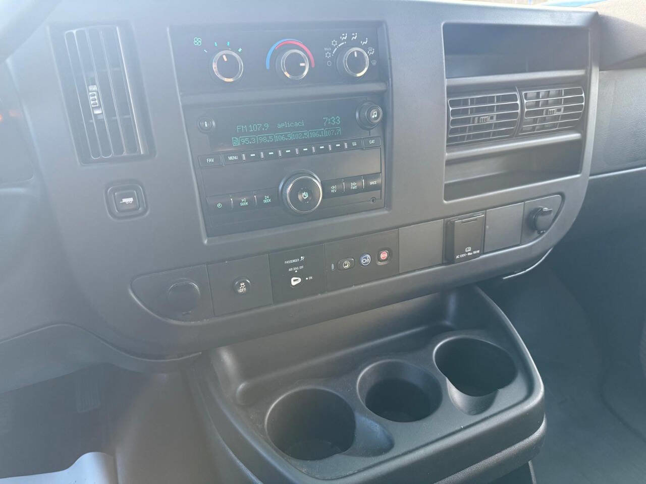 Used 2020 Chevrolet Express 2500 w/ Driver Convenience Package image 14