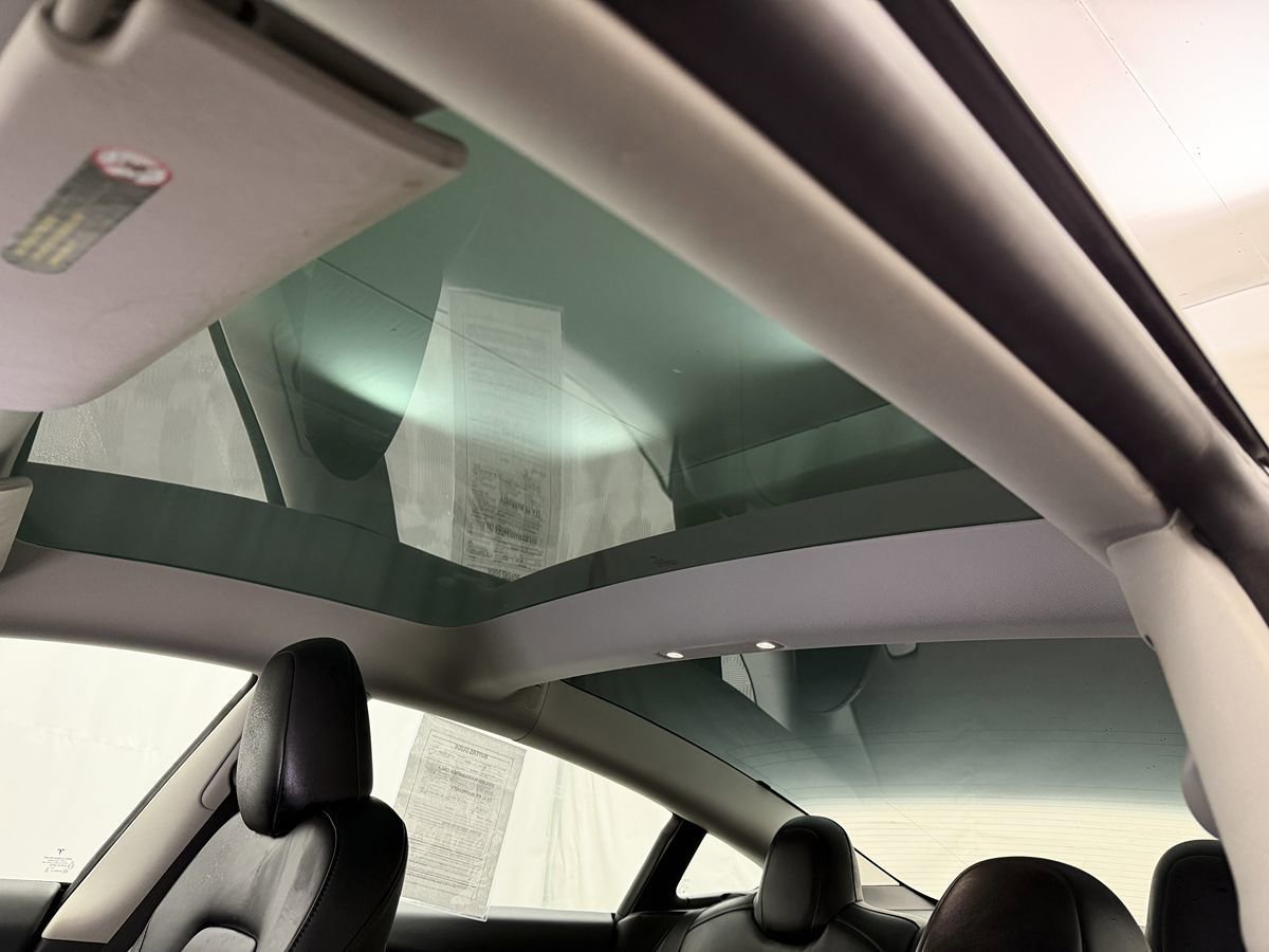 Used 2023 Tesla Model 3 Standard Range RWD image 9