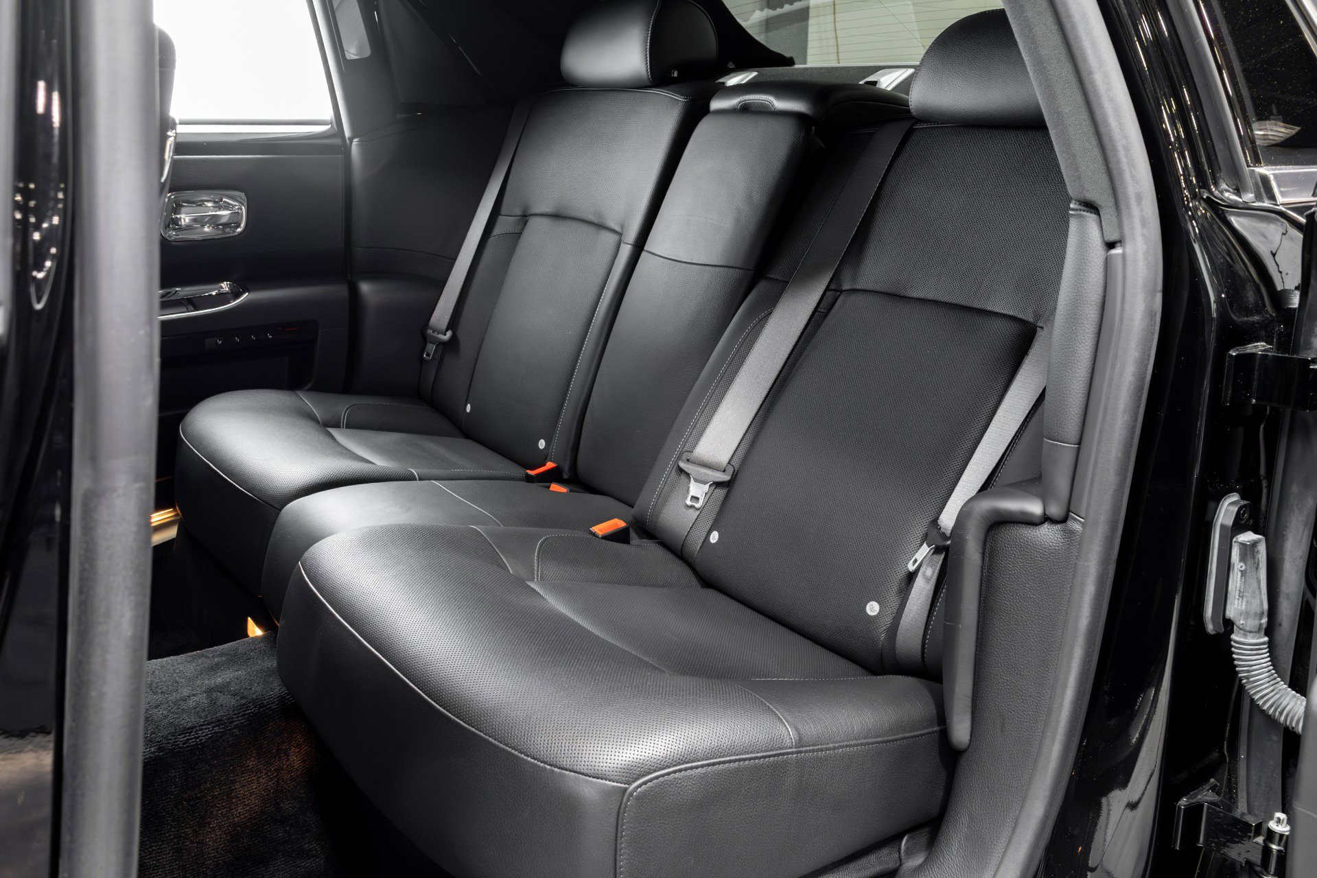 Used 2011 Rolls-Royce Ghost image 57