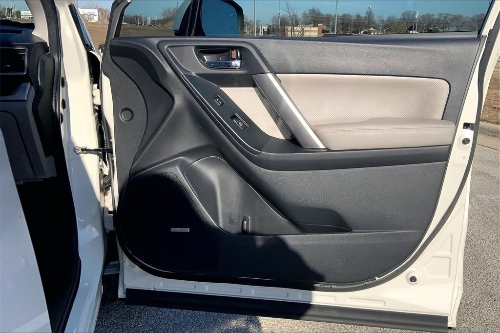 Used 2017 Subaru Forester 2.5i Limited image 23