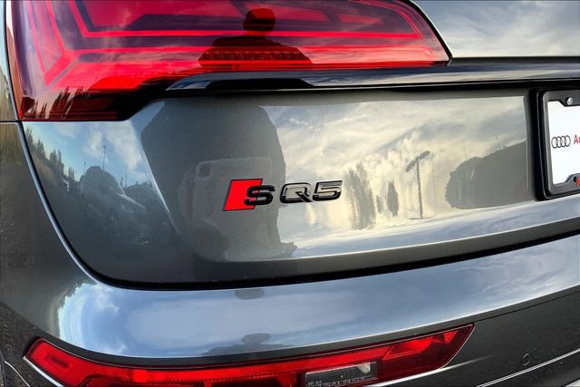 Used 2023 Audi SQ5 Premium Plus w/ Premium Plus Package image 31