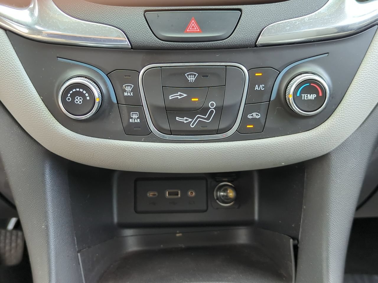 Certified 2020 Chevrolet Equinox LS FWD image 16