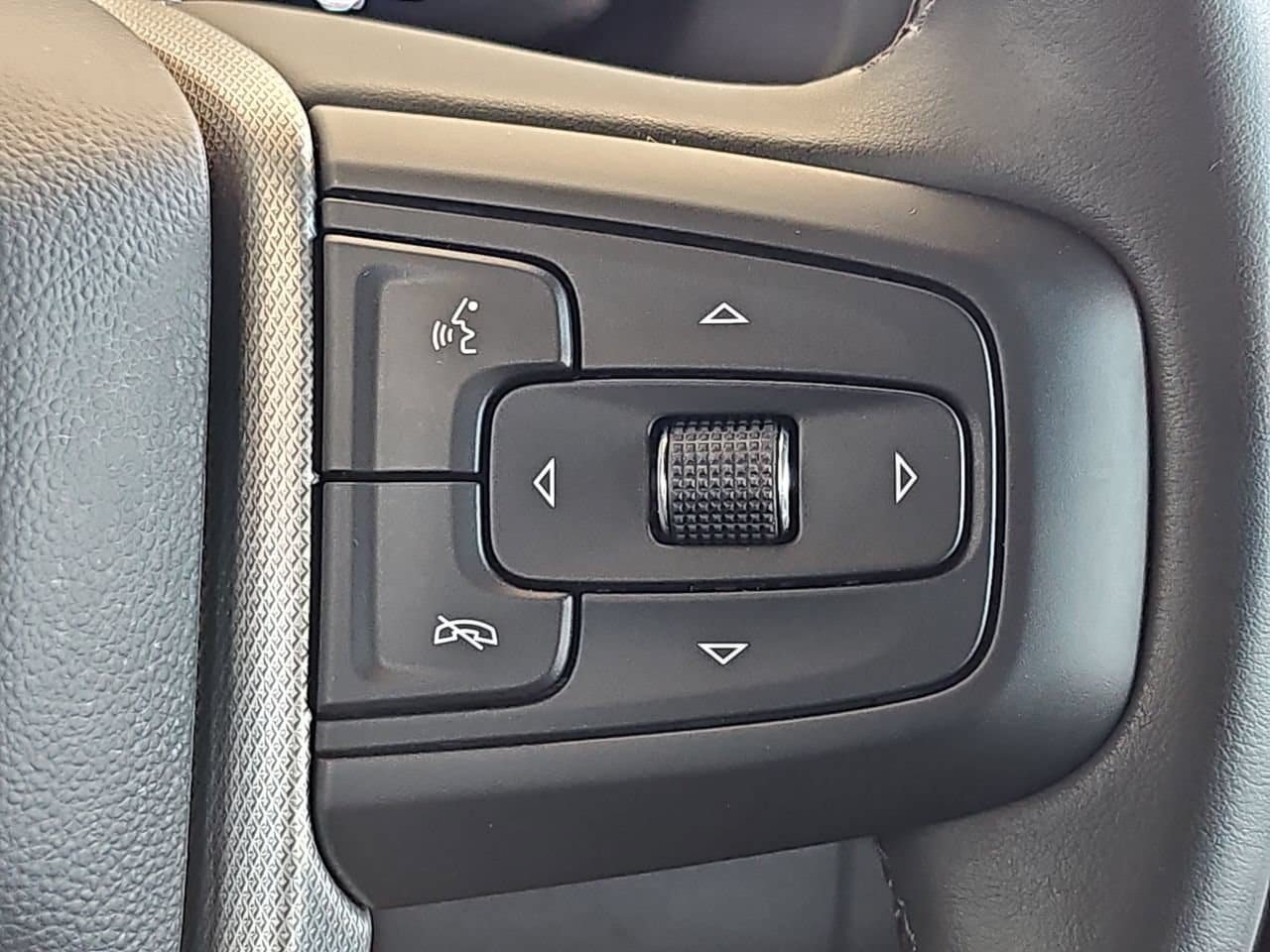 Certified 2023 GMC Yukon Denali AWD/4WD image 24