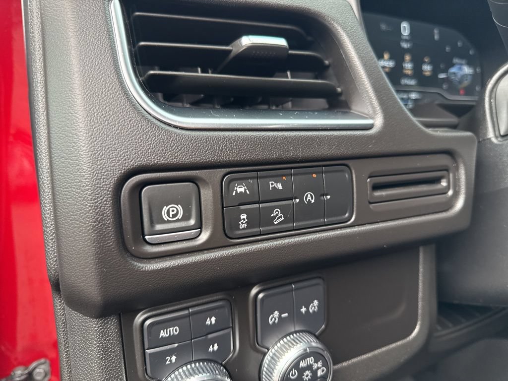 Used 2024 GMC Yukon AT4 AWD/4WD image 20