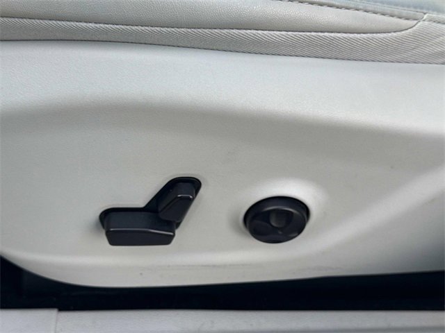 Used 2021 Jeep Cherokee Latitude Plus image 27