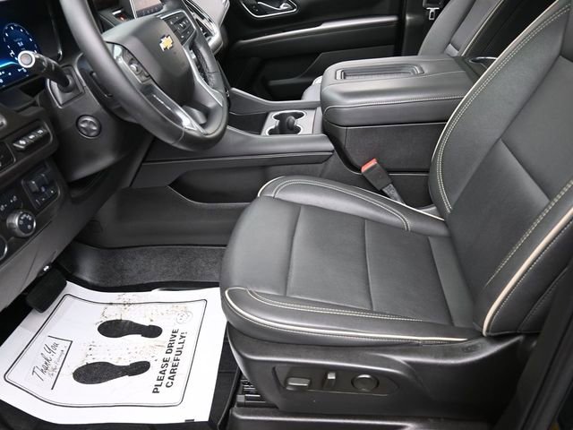 Used 2024 Chevrolet Tahoe Premier AWD/4WD image 15