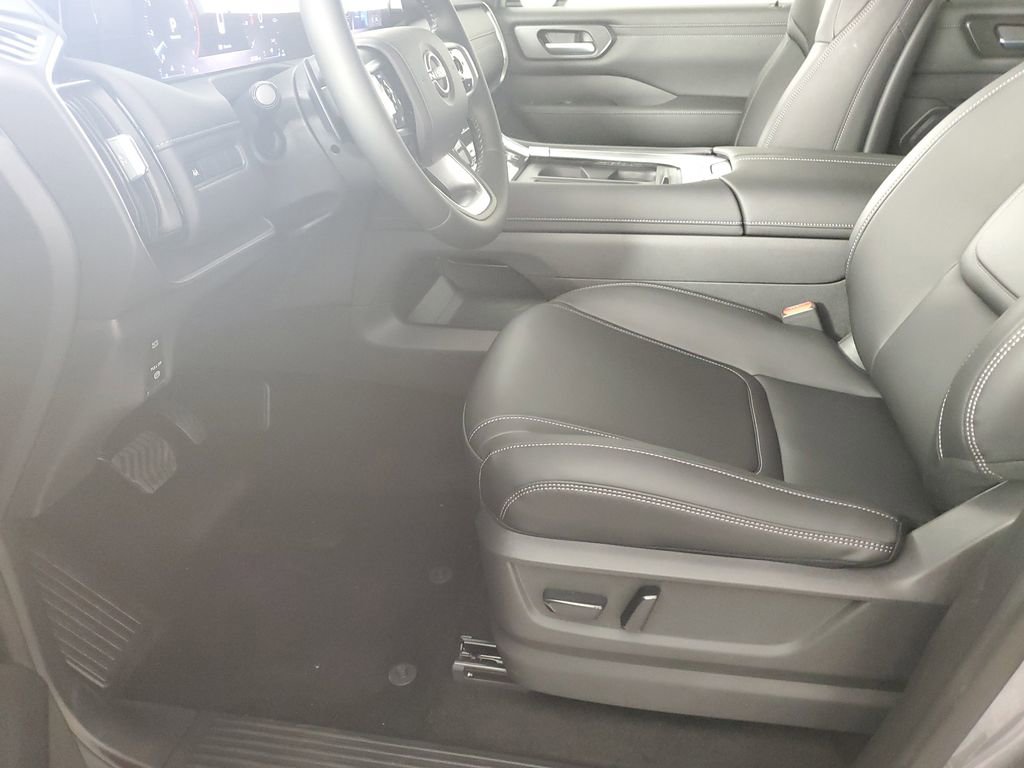 New 2026 Nissan Armada SV image 11