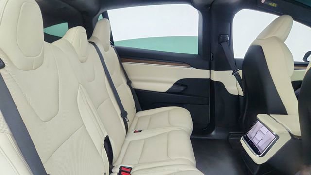 Used 2024 Tesla Model X AWD/4WD image 23