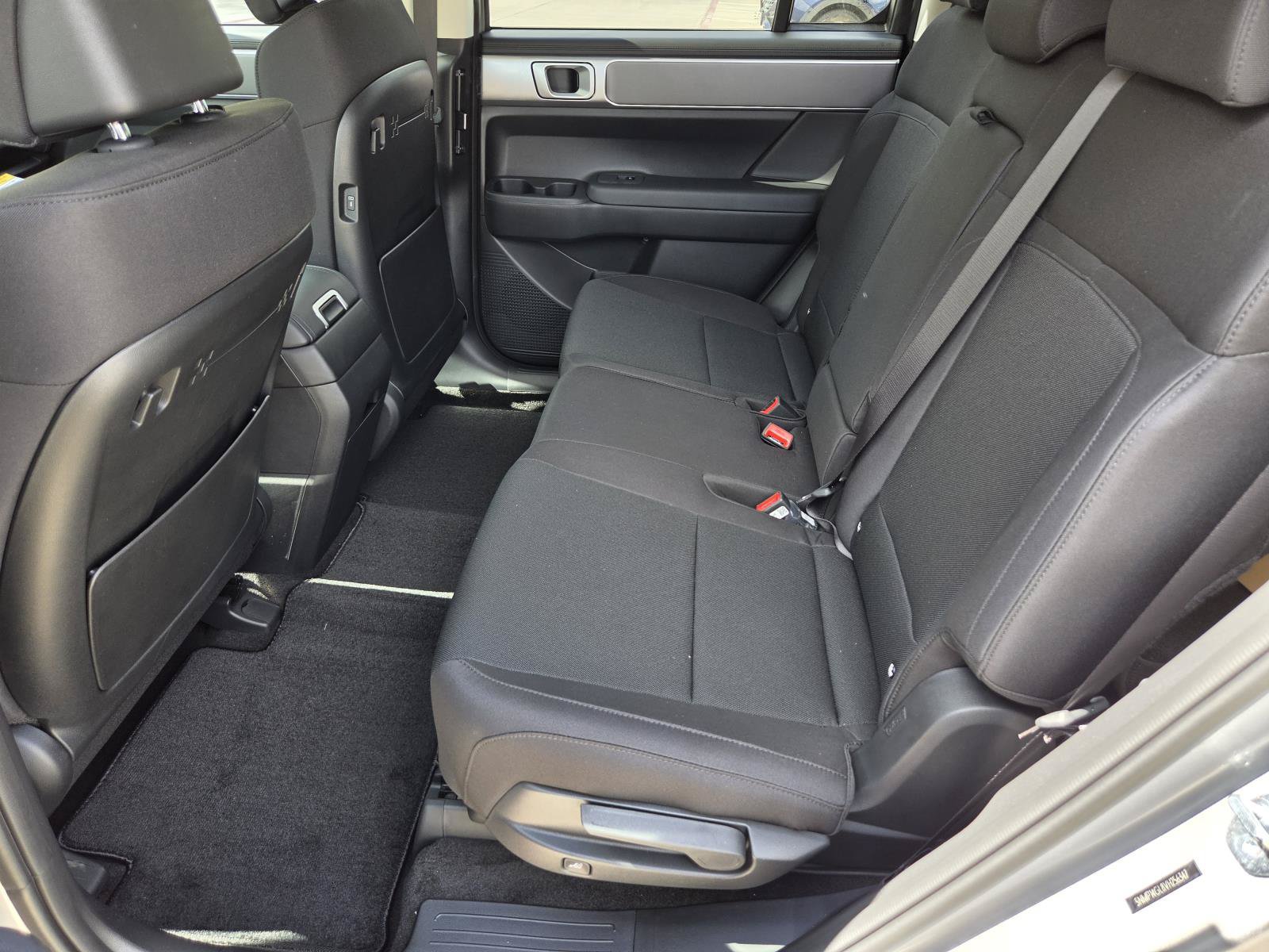 New 2027 Hyundai Santa Fe SE FWD image 12