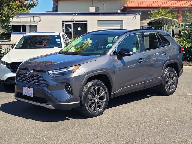 Certified 2023 Toyota RAV4 Limited AWD/4WD image 9