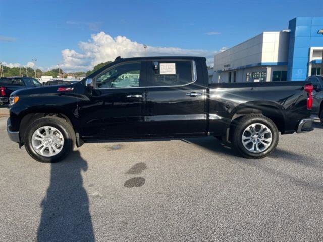 Used 2025 Chevrolet Silverado 1500 LTZ w/ LTZ Premium Package image 4