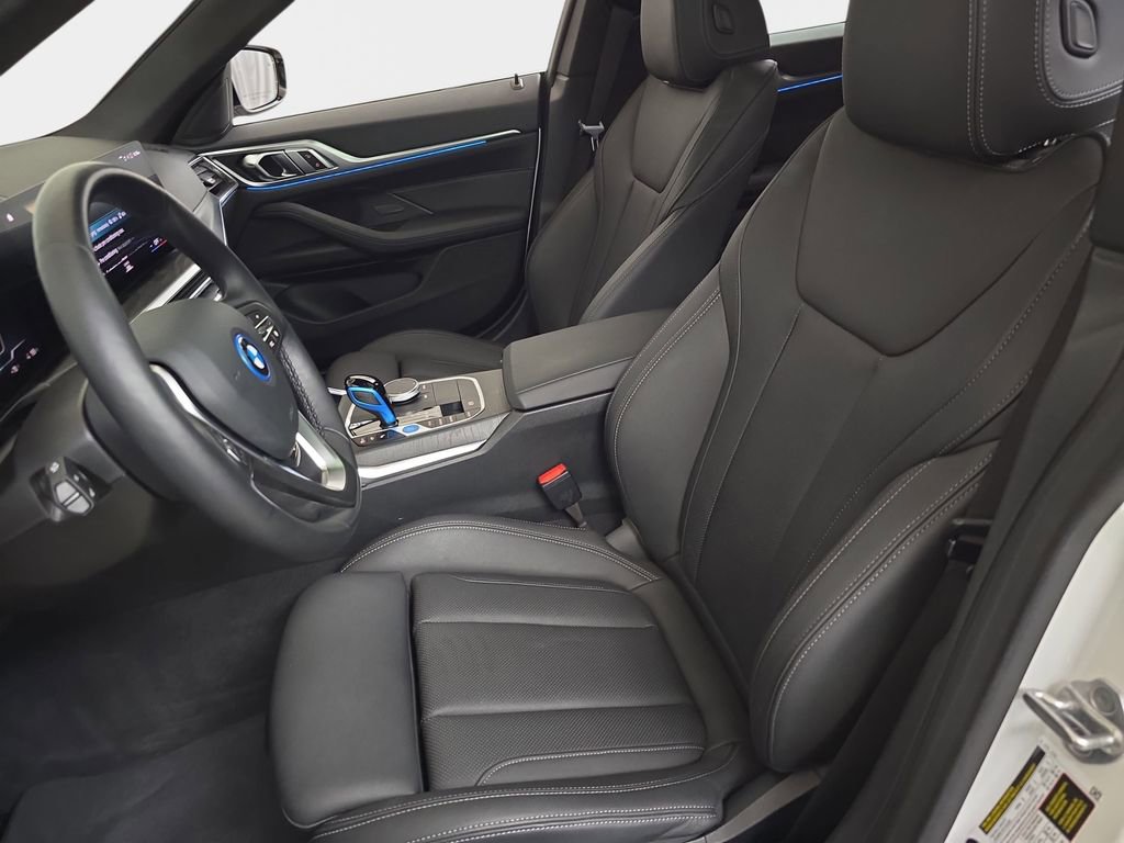 Used 2023 BMW i4 eDrive35 w/ Premium Package image 18