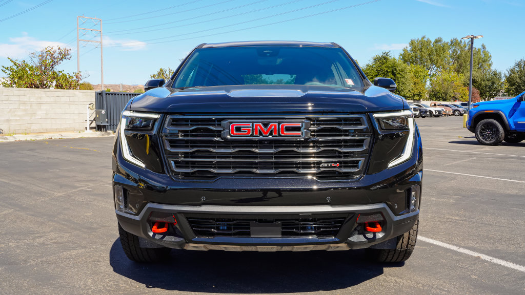 New 2027 GMC Acadia AT4 w/ AT4 Reserve Package AWD/4WD image 4