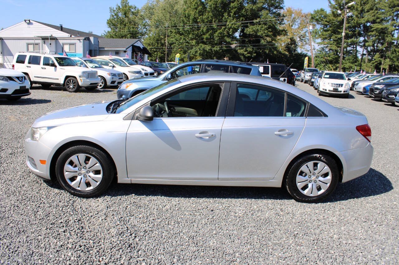 Used 2012 Chevrolet Cruze LS w/ Connectivity Package FWD image 10