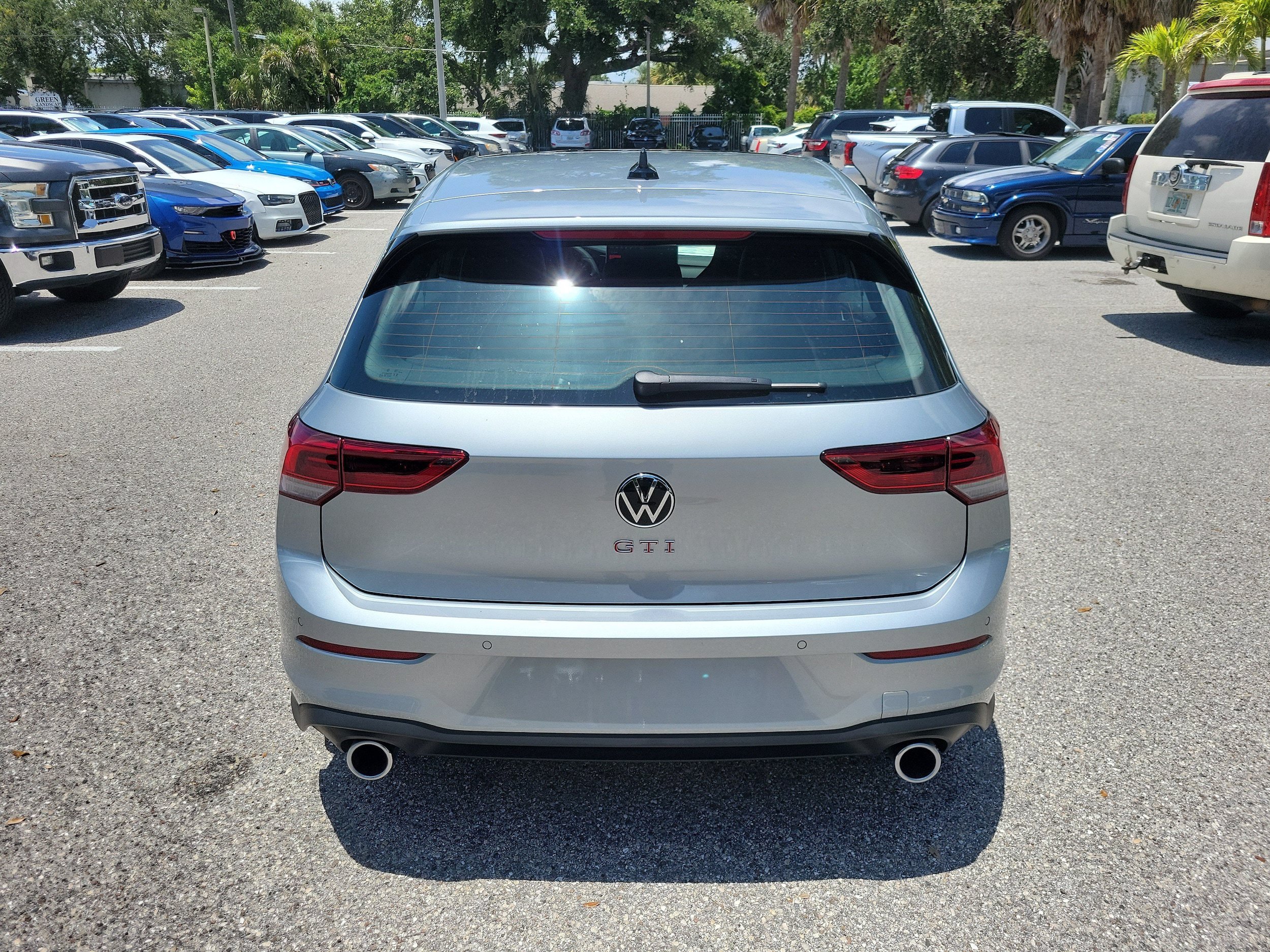 New 2026 Volkswagen GTI SE FWD image 5